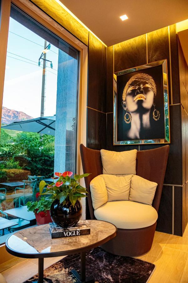 Vogue Boutique Hotel Vlore Ngoại thất bức ảnh