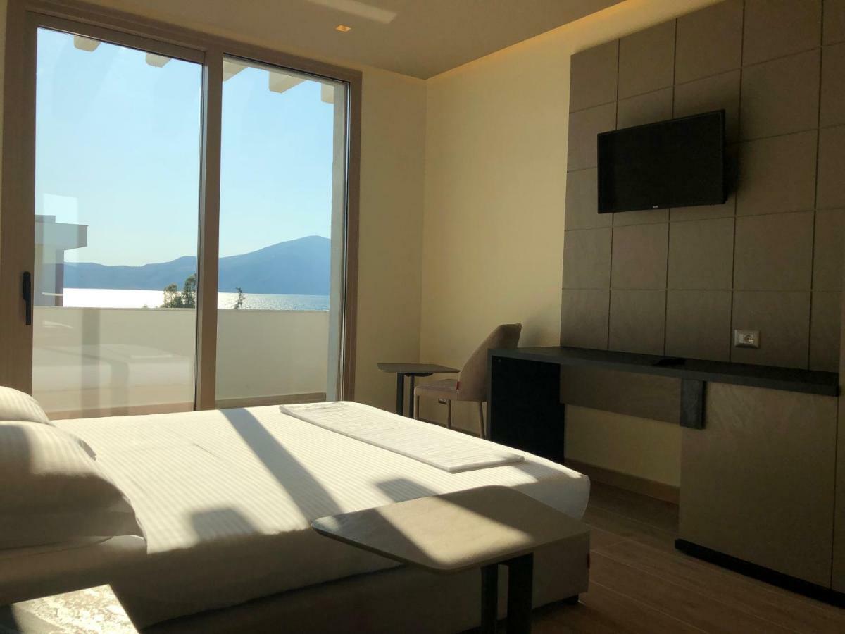 Vogue Boutique Hotel Vlore Ngoại thất bức ảnh